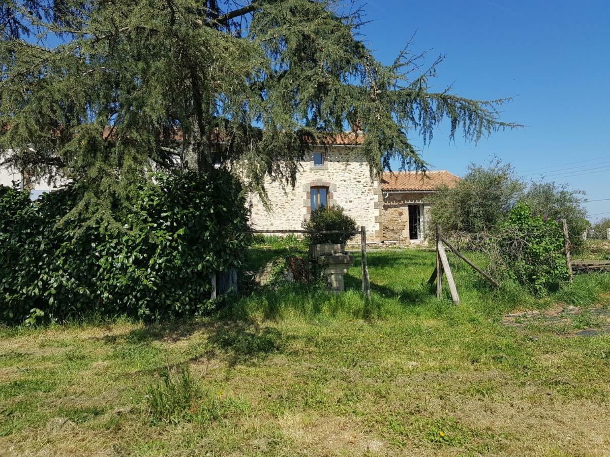Le Beugnon Villa La Pommeraie-sur-Sevre Exterior photo